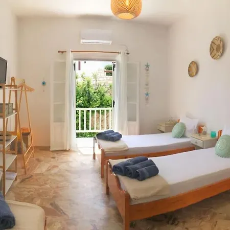 Cappari House * נאוסה